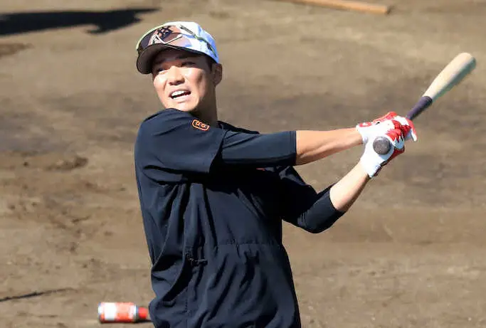 【画像・写真】さすが坂本勇人！　若手には「負けないですね、まだ」　“門下生”中山礼都は「相手にならない」