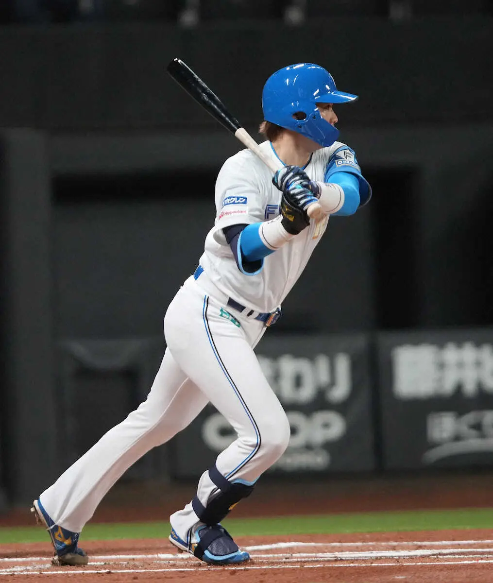 【画像・写真】日本ハム「3番・DH」山崎福也から先制　無死一、三塁のビッグチャンスに遊ゴロ併殺…苦笑いも本拠大歓声