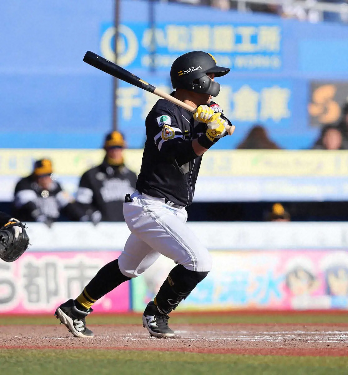 【画像・写真】ソフトバンク・中村　「代打の神様」だ！「スタメン未練断ち切って」“開幕前哨戦”逆転勝ち導いた