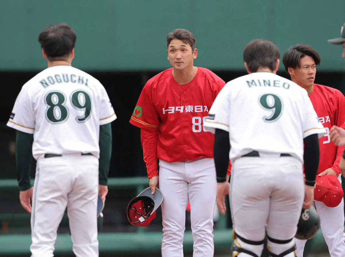 【画像・写真】大谷翔平の兄・大谷龍太監督　快勝で初陣飾る　先制打に満面笑みも