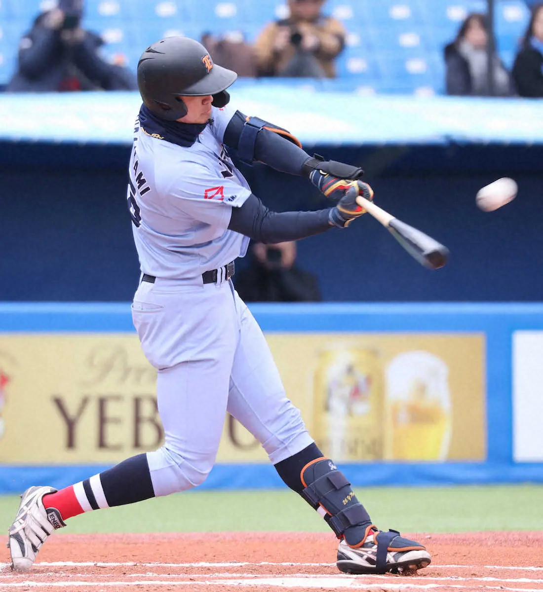 【画像・写真】ENEOS快勝発進　宮沢新監督初勝利　5番・村上がV弾「完璧でした」