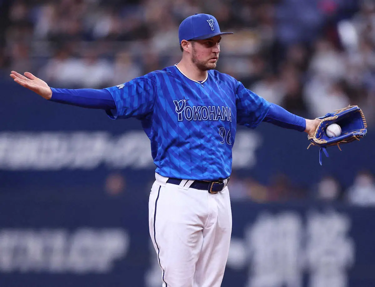 【画像・写真】2年ぶりDeNA復帰のバウアー、初登板は3回2失点　ボーク宣告に怒り？152キロも