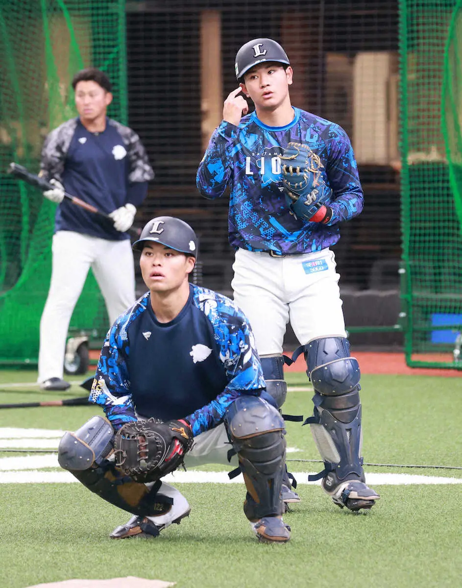 【画像・写真】西武ドラ6・龍山が緊張の1軍初合流　沖縄エナジックスポーツ高初のプロ「慣れていない部分が…」