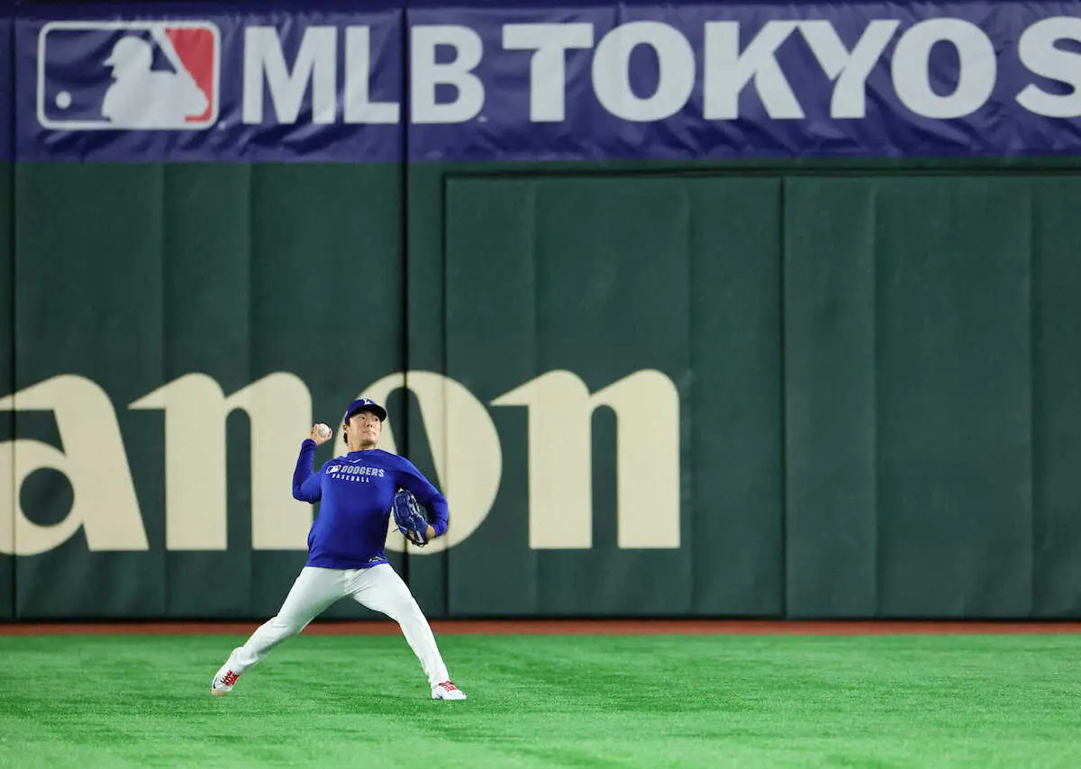 【画像・写真】ドジャース・山本由伸　粋なファンサービスに東京D1万507人大歓声！キャッチボール、遠投で調整