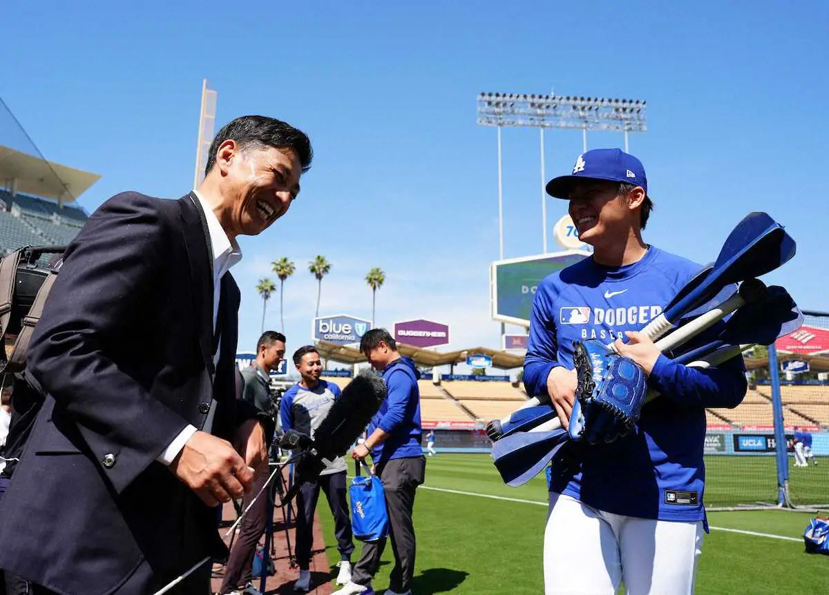 【画像・写真】ドジャース由伸　オリックスOBの恩師と再会し旧交温める　田口氏「どうされたってお仕事よ（笑）」