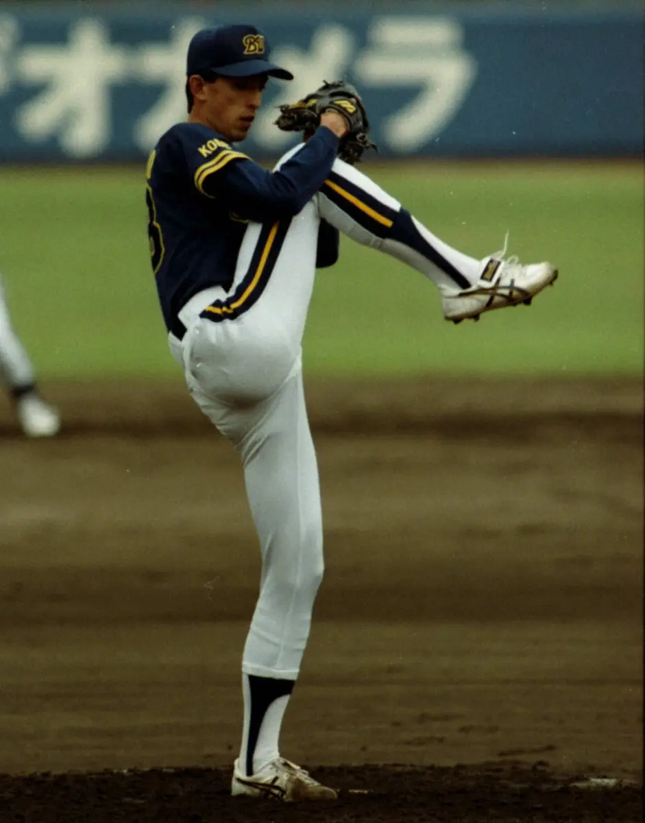 【画像・写真】浦和実・石戸颯汰の120キロ豪速球を“元祖”が分析…プロで通用する？「力任せにならない…」