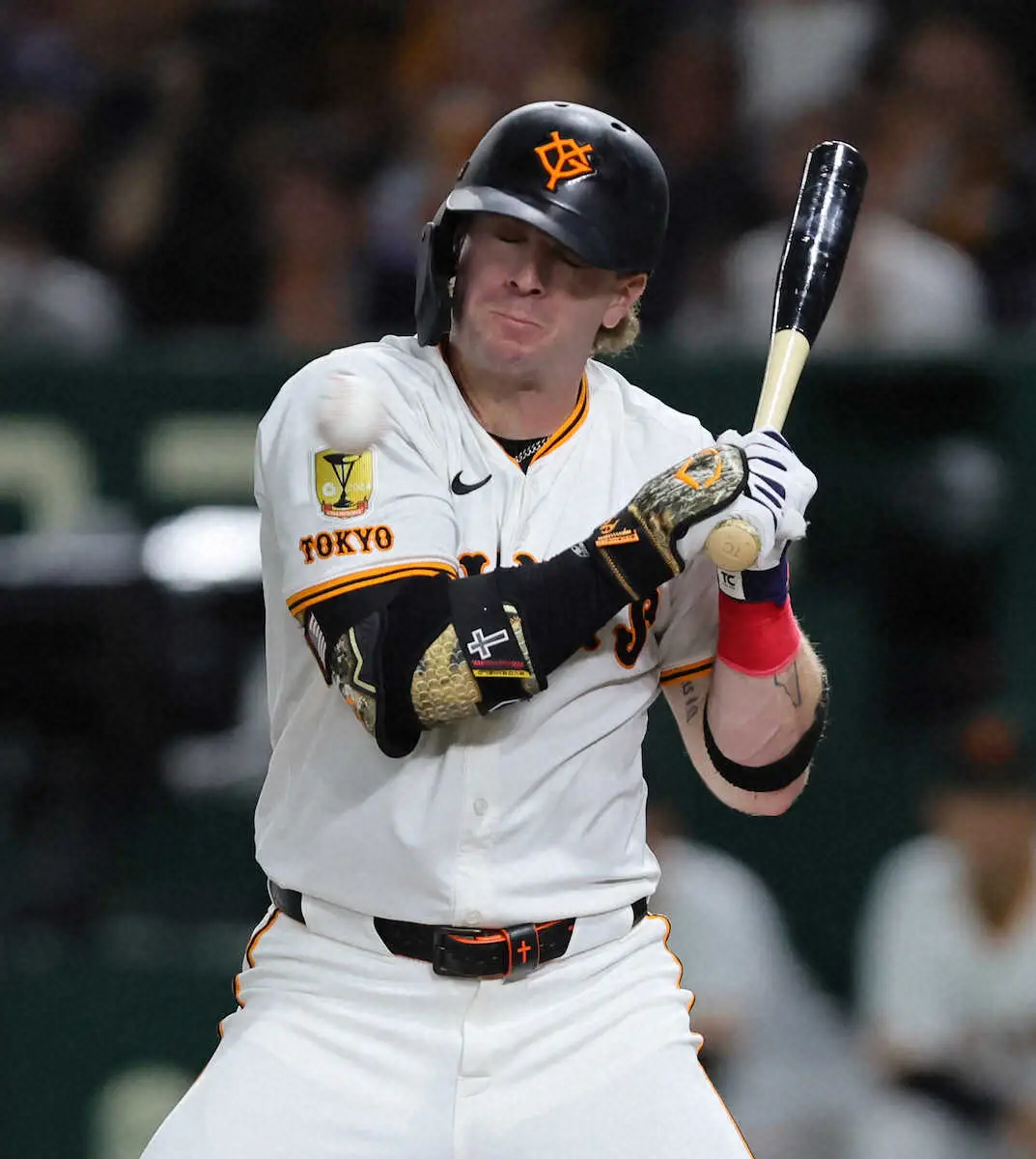 【画像・写真】巨人キャベッジ「チームが勝ったので、それが一番うれしいです」開幕戦で来日1号2ラン含む3安打大暴れ