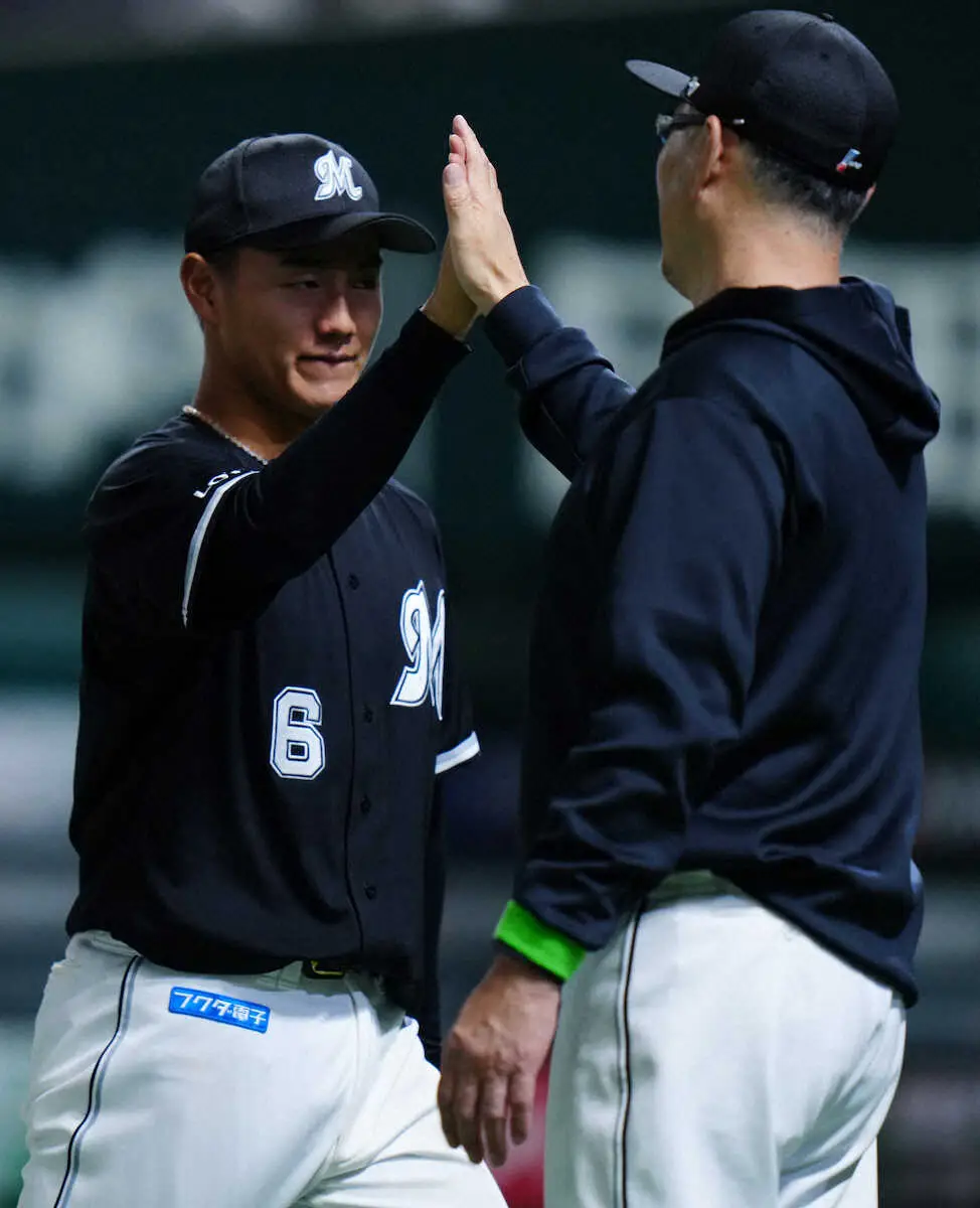 【画像・写真】ロッテ吉井監督　開幕戦初勝利　若手躍動に「感動しました。チームは前に進む」