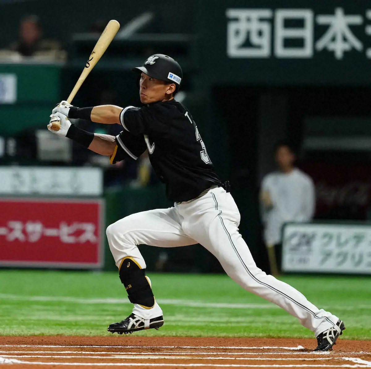 【画像・写真】ロッテ打線　高部だ佐藤だ！5回まで完全投球許すも6回に奮起し一挙6点