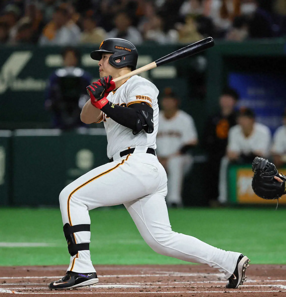 【画像・写真】巨人・岡本和真が初回に先制打！　昨季は開幕7連敗…急きょ先発の赤星に今季初打点をプレゼント