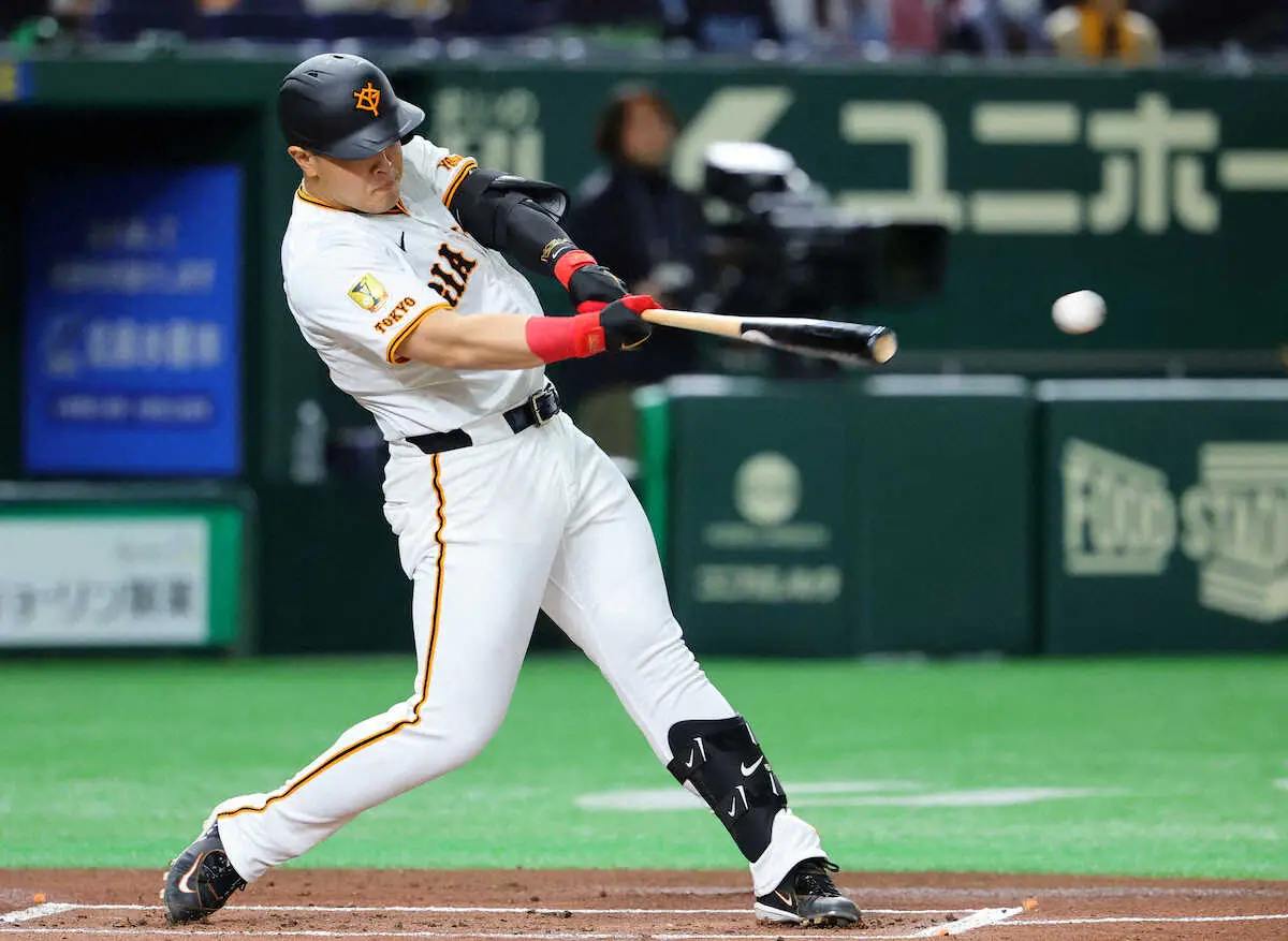 【画像・写真】巨人・岡本　4番の仕事きっちり今季初V打「これからも」昨季は12球団トップ21度の勝利打点マーク