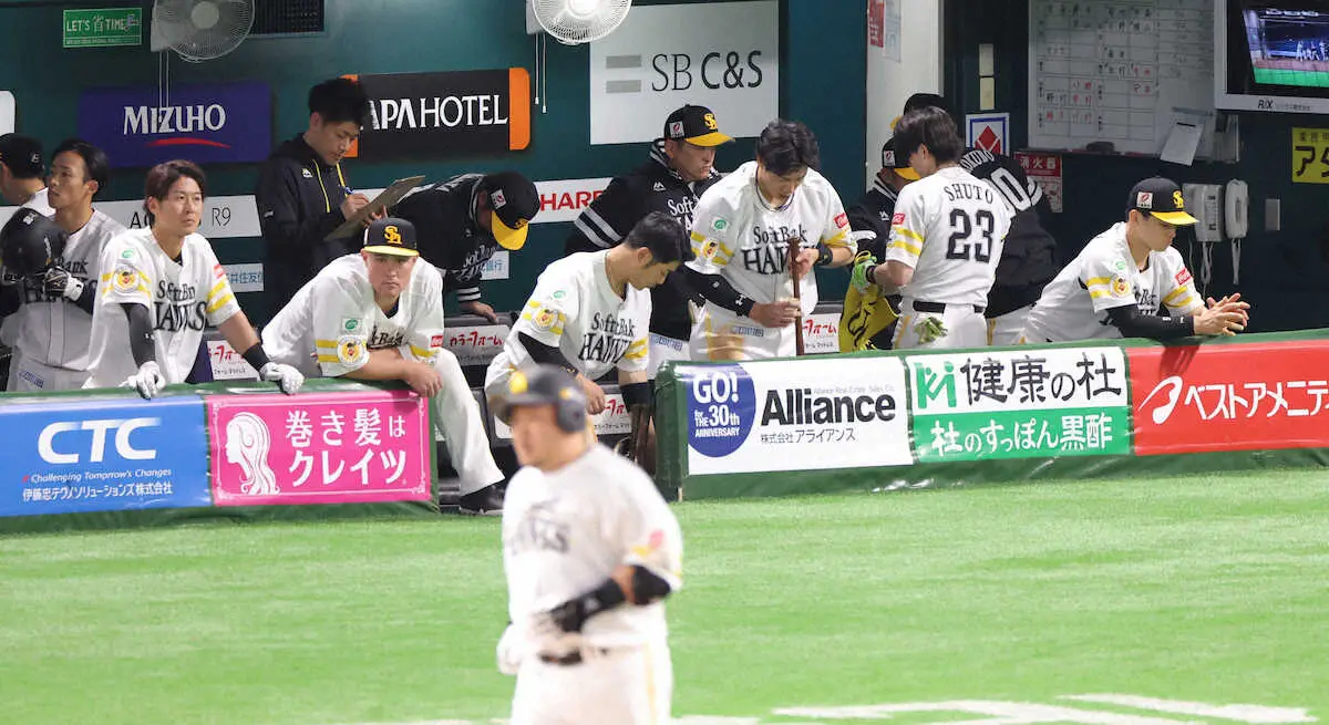 【画像・写真】ソフトバンク・近藤は登録抹消が濃厚　開幕3連敗のチームに痛手