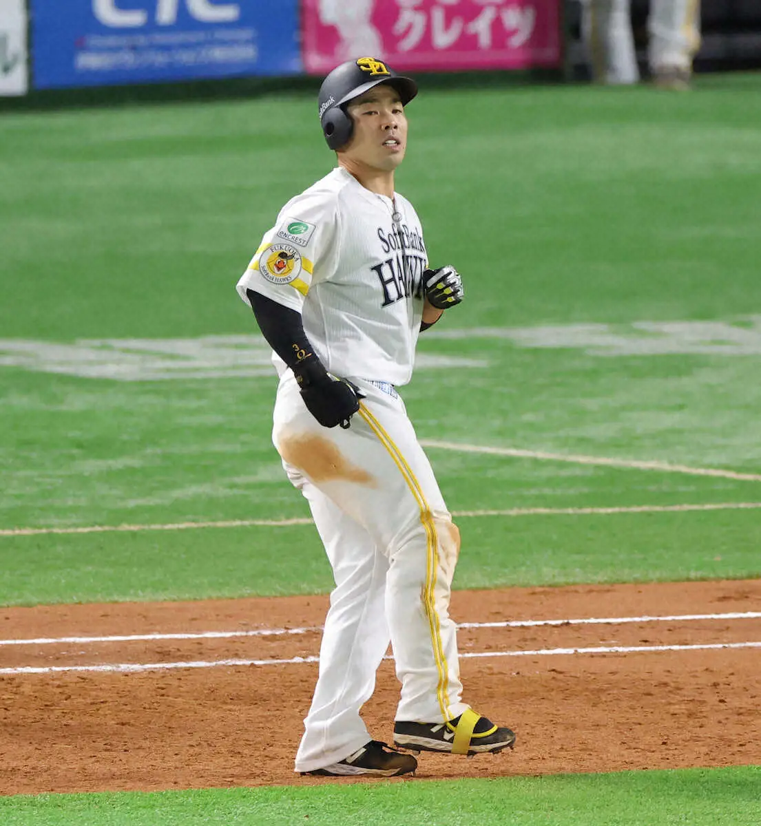 【画像・写真】ソフトバンクに激震!!　腰痛が再発した近藤は手術を検討　決断すれば前半戦は絶望