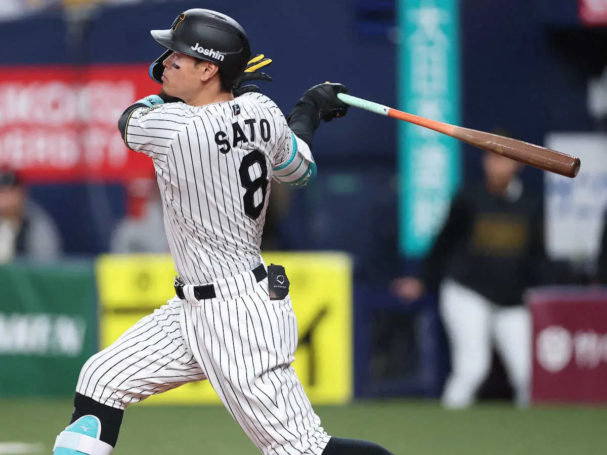 【画像・写真】阪神・佐藤輝が同点適時打　開幕戦2ラン以来17打席ぶり安打