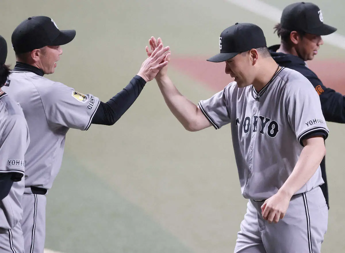 【画像・写真】巨人・阿部監督　マー君白星に「良かった」　5回満塁ピンチも信頼　坂本には「いい仕事してくれた」