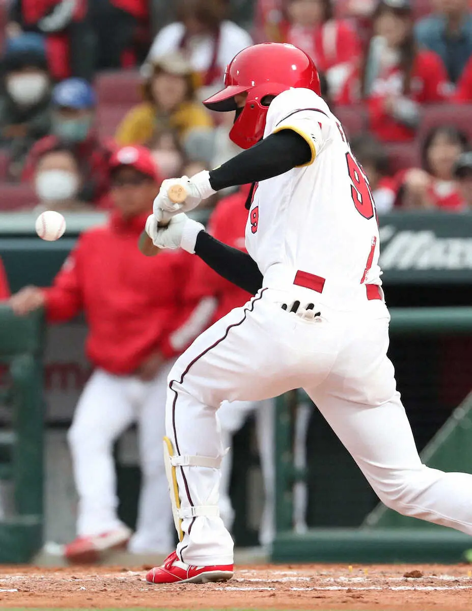 【画像・写真】広島・二俣　犠打で同点劇アシスト！　口内8針縫う大ケガ後も内角球ひるまず「全然大丈夫です」