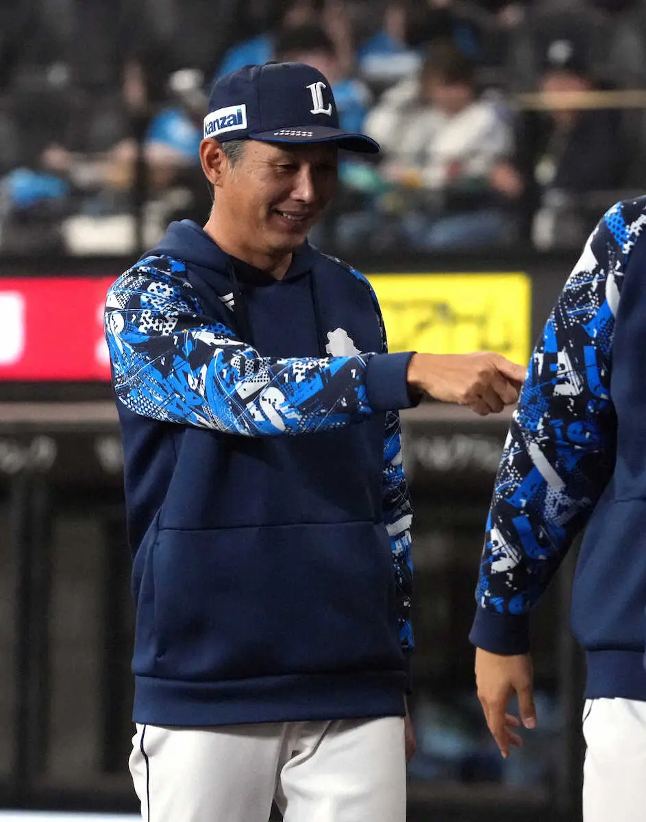 【画像・写真】西武・岸潤一郎が登録即先発出場も左太腿裏の張りで抹消へ　ドラ2・渡部聖に続くアクシデント