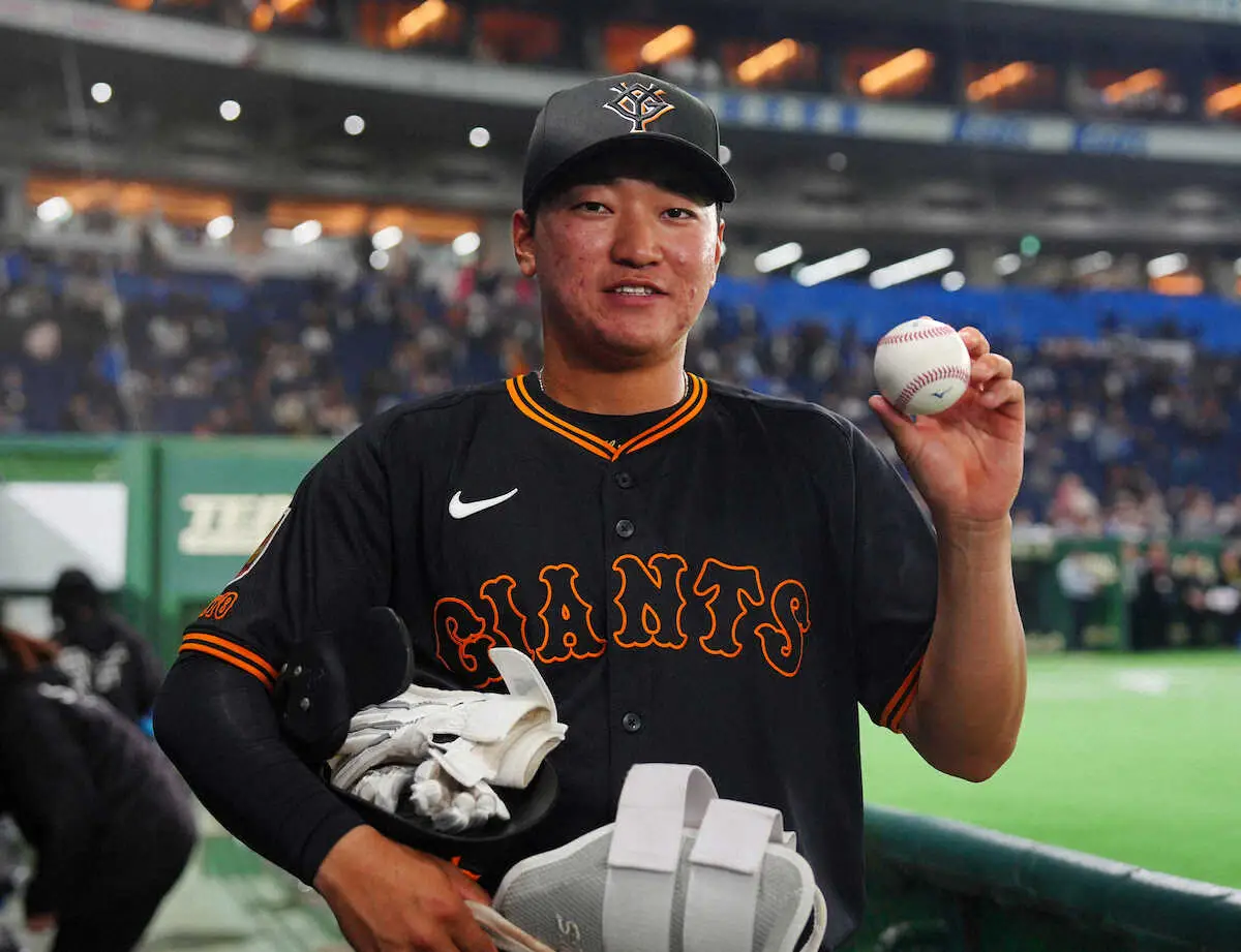 【画像・写真】巨人・笹原操希「ホッとしました」　憧れの長野からもらった打撃用手袋で待望プロ初安打　
