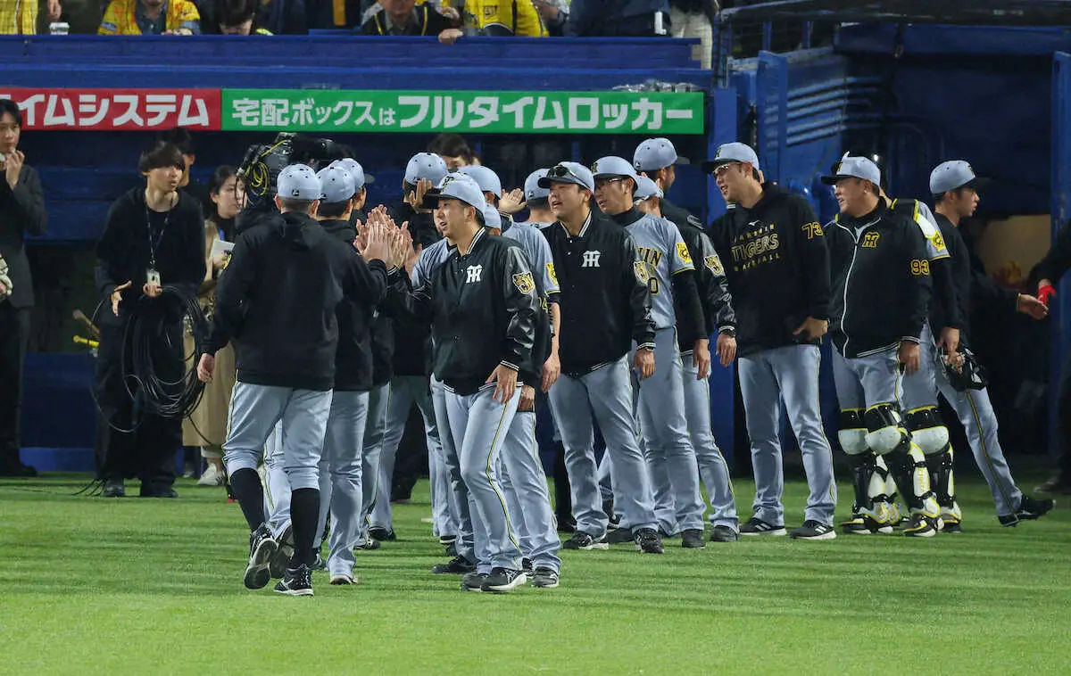 【画像・写真】「みんなの頑張りが報われた」藤川監督は延長戦勝利に選手の闘志を高く評価
