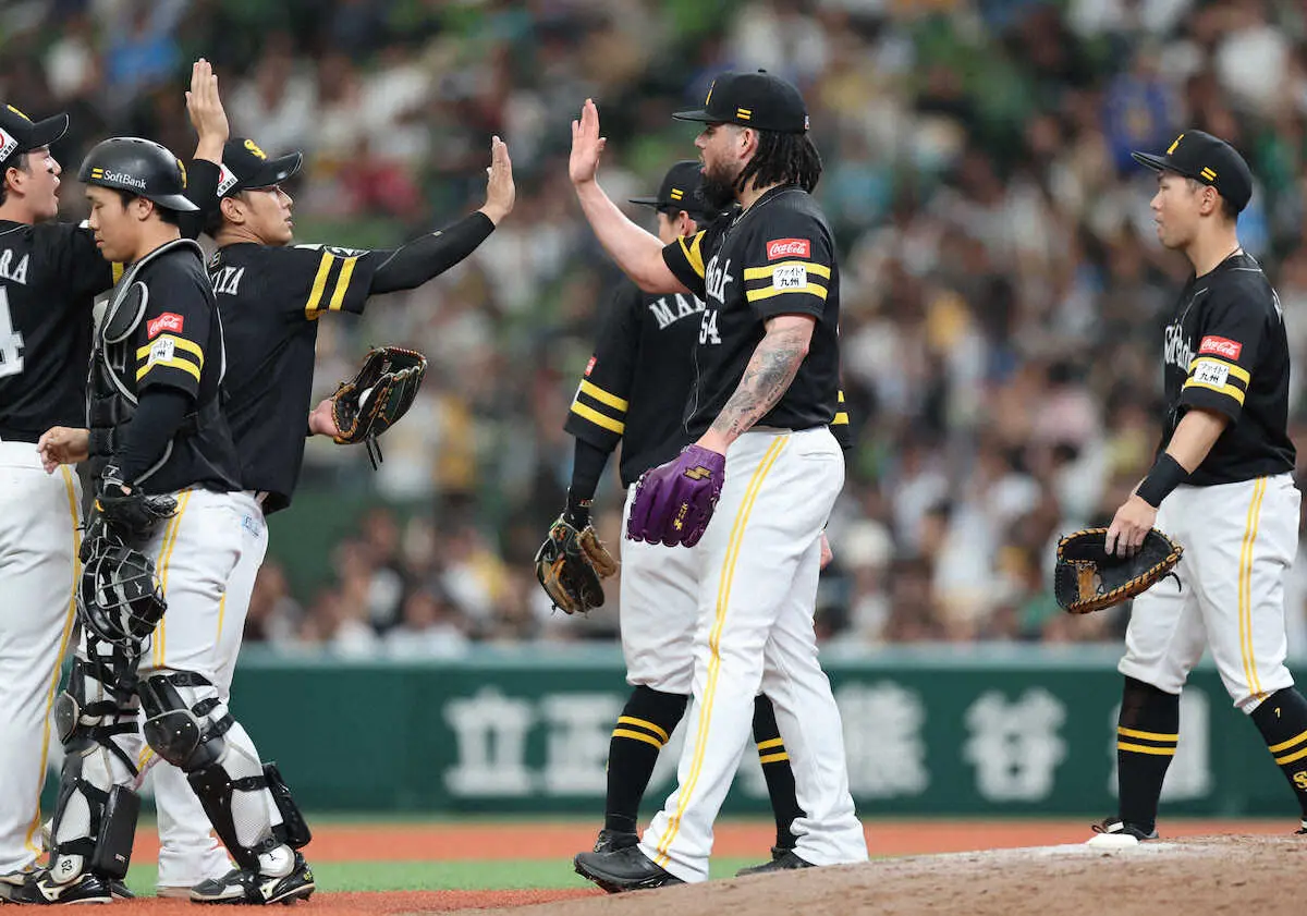 【画像・写真】ソフトバンク守護神オスナ　悪夢から復活の足がかりの今季「2」セーブ目を挙げる