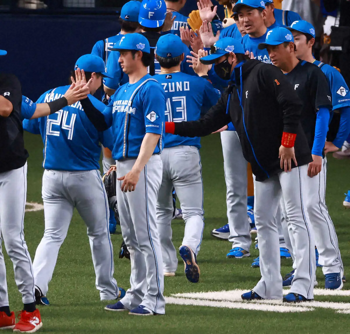 【画像・写真】日本ハム・新庄監督、圧巻投手デビューのドラ1柴田を「待受画面にしておこうかな」　2軍戦最速151キロ