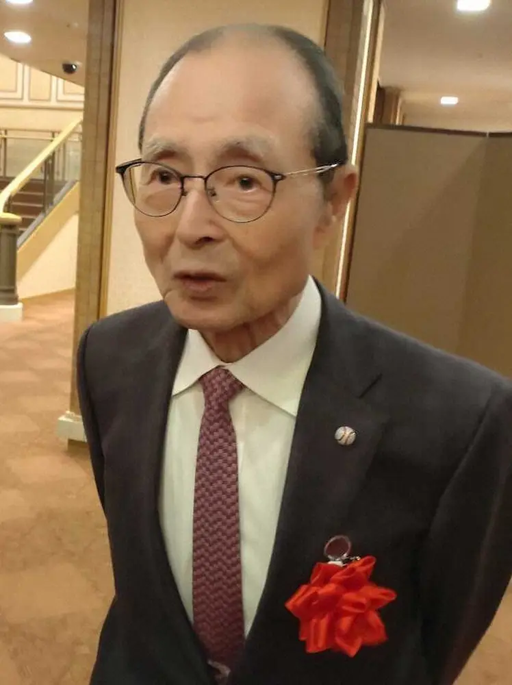 【画像・写真】セ・パの名遊撃手が同数で並ぶ！名球会が選ぶNPB守備ナンバー1は　王貞治氏「うまかった」