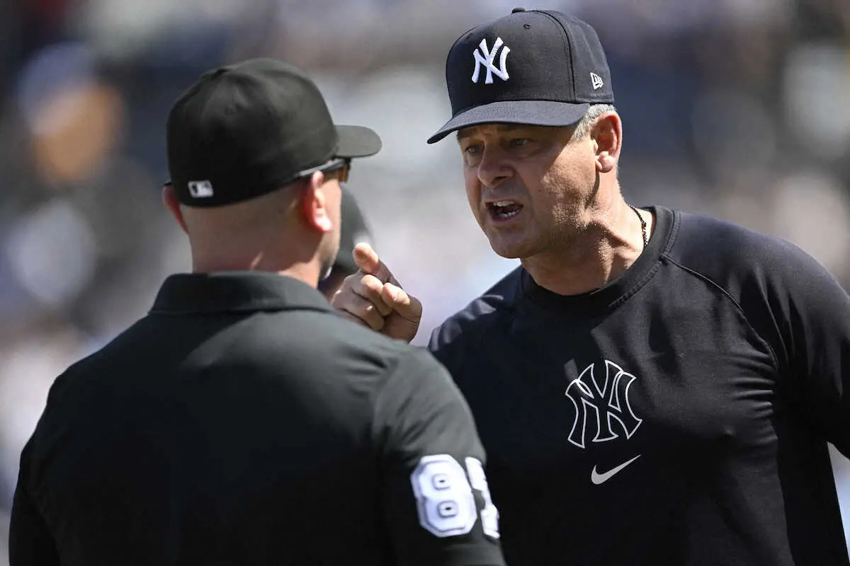 【画像・写真】ジャッジ“幻の一発”めぐり「退場王」ヤンキース指揮官ブチ切れ→退場　左翼ポールはるか上まで飛び…