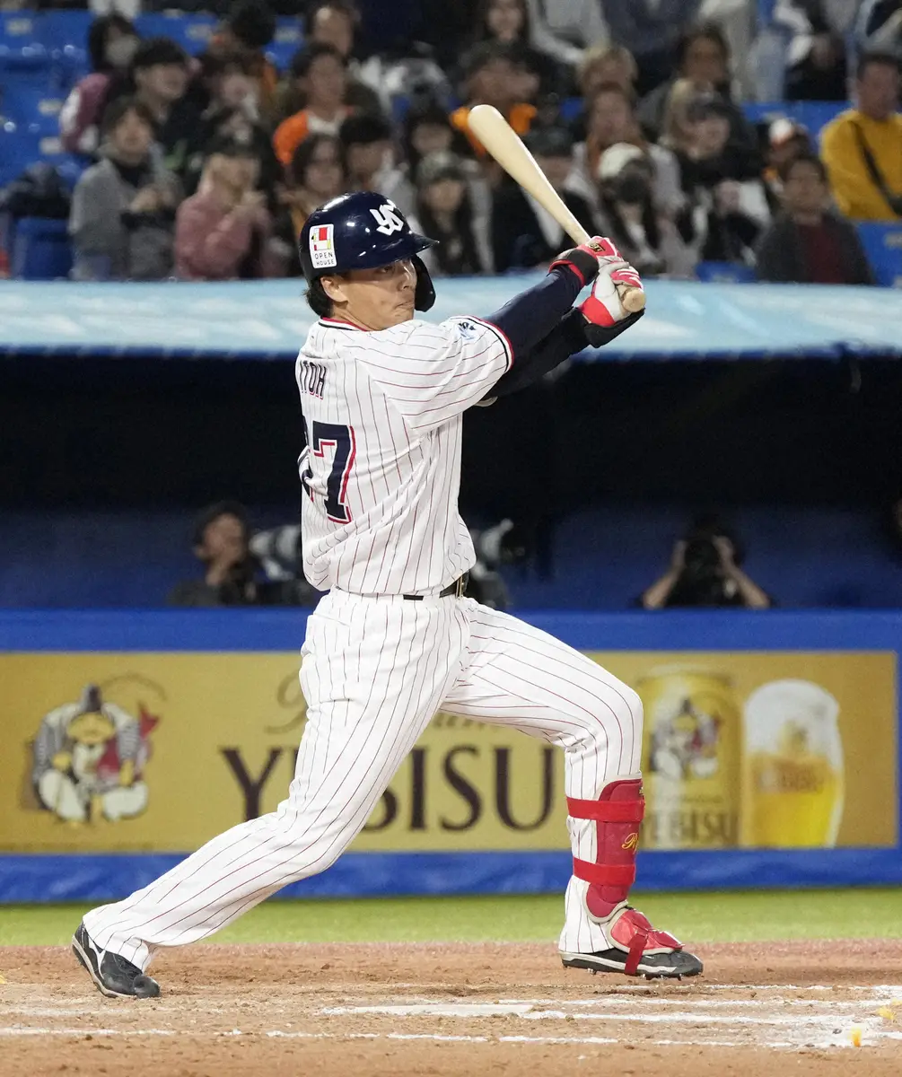 ヤクルト 巨人戦でプロ初安打に初のサヨナラ打の伊藤琉偉 次に狙う初は