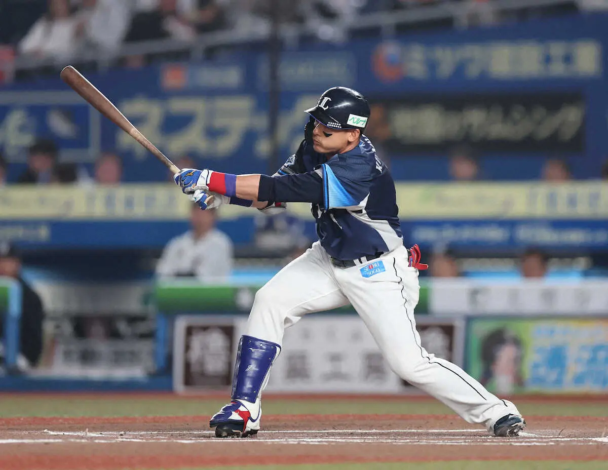 【画像・写真】西武　41歳栗山巧　4番で出場して今季初安打　「うまく打てた」　22年連続安打で通算2149本