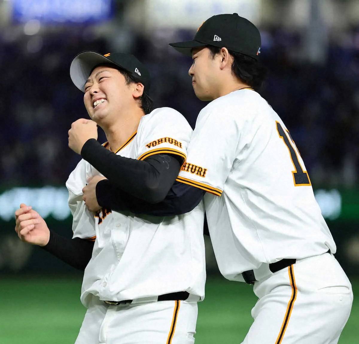 【画像・写真】山崎伊織　開幕28回連続無失点も「いつかは打たれると思うので」と冷静　大城卓の一発には大喜び