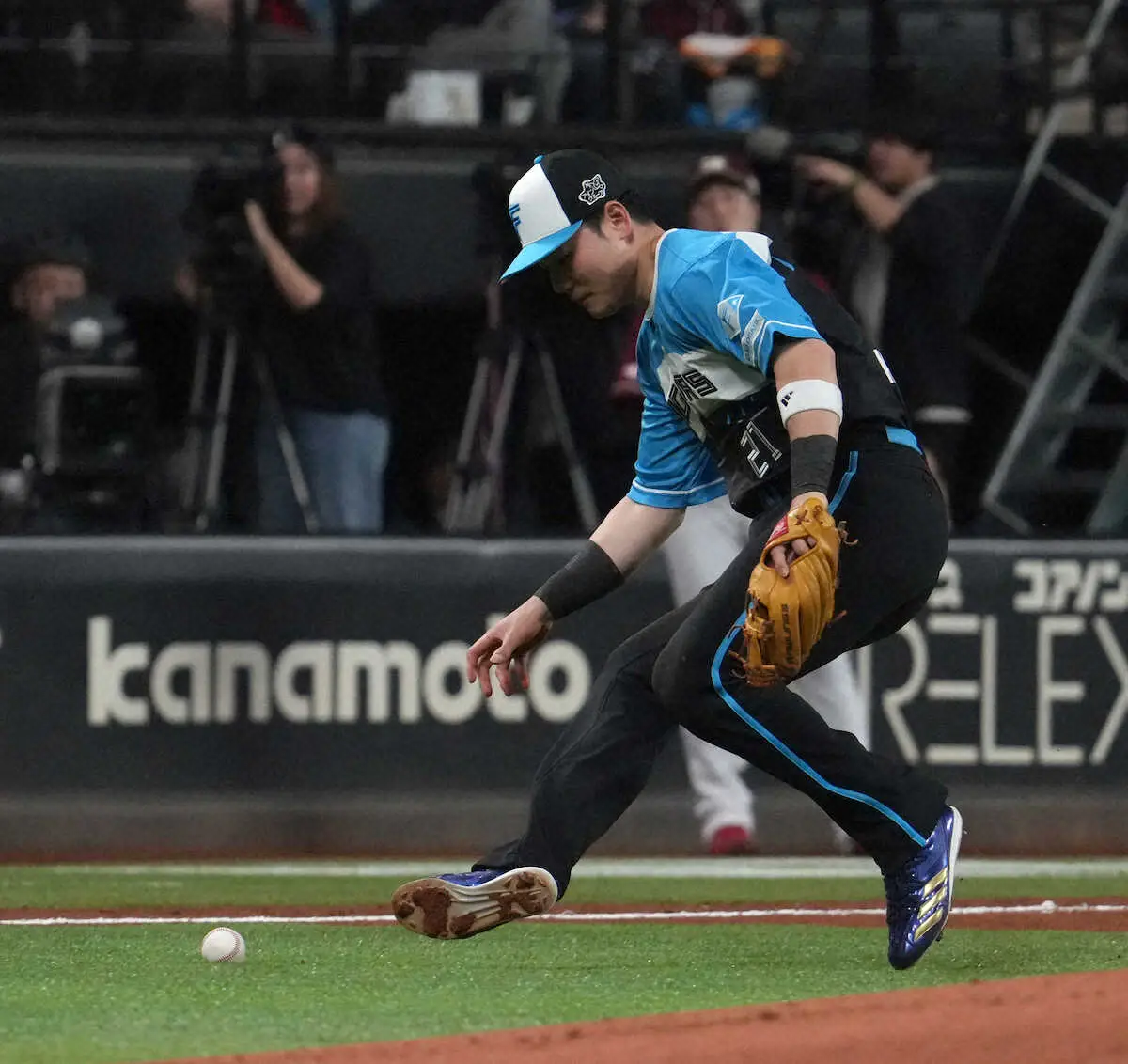 【画像・写真】日本ハム・新庄監督　清宮の走塁ミスを叱責「コーチにしっかり叱ってもらわないと」三塁守備でもミス