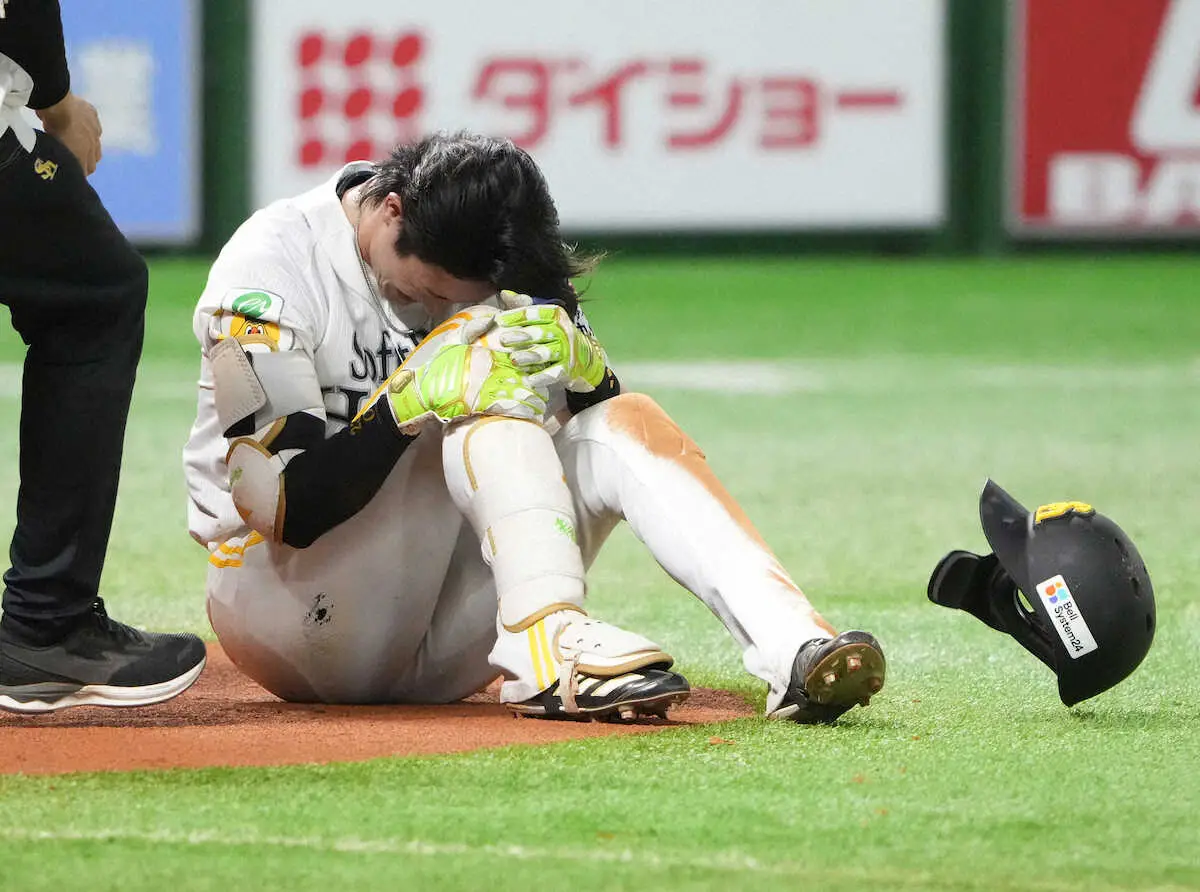 【画像・写真】ソフトバンク周東佑京が25日楽天戦欠場濃厚　右足に死球、開幕連続試合安打のパ記録挑戦は持ち越しか