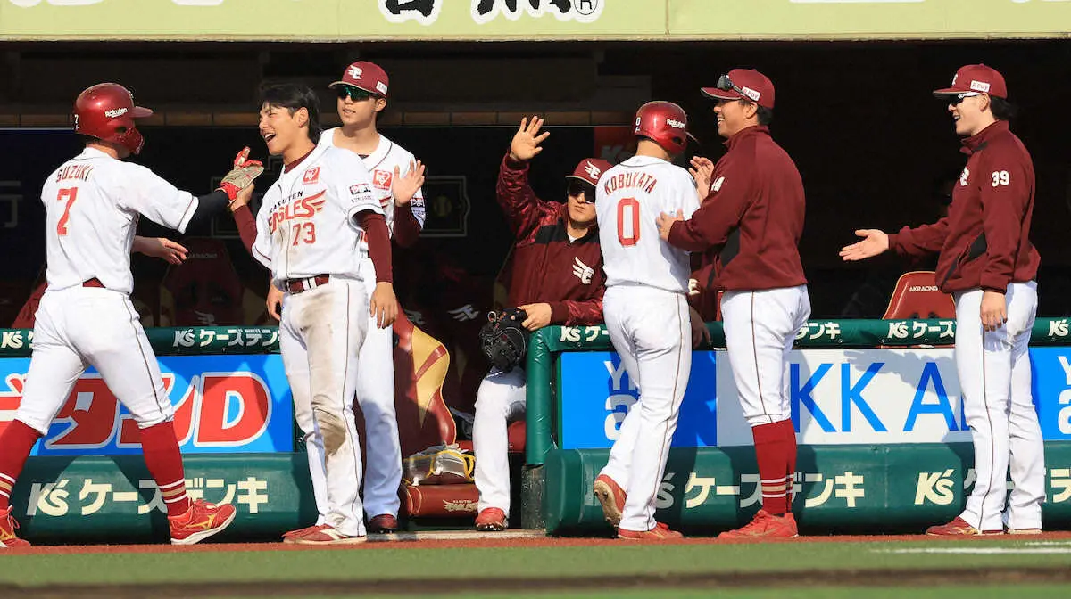 【画像・写真】楽天・村林一輝が満塁チャンスで走者一掃の3点二塁打！内星龍は今季初勝利