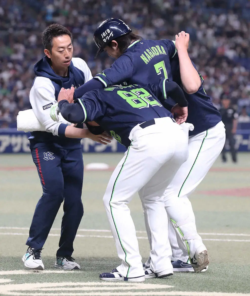 【画像・写真】【27日の公示】前日負傷のヤクルト・長岡秀樹が登録抹消　巨人・萩尾匡也、ロッテ・田中晴也ら昇格