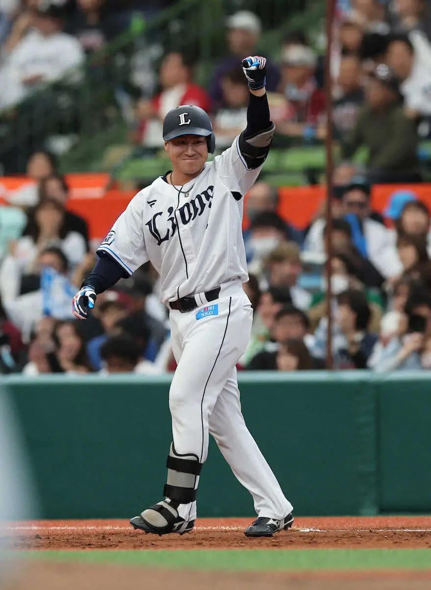 【画像・写真】西武の「せいやん」渡部聖弥　でV打光成に597日ぶり勝利　プロ初のお立ち台に「最高の気分です」