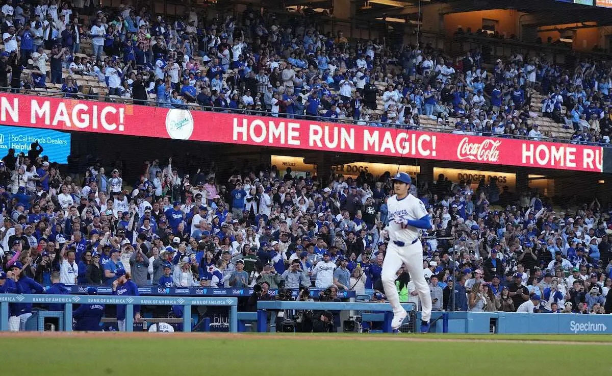 【画像・写真】ドジャース・大谷　パパ1号！「幸せな寝不足」長女を初めて抱っこ「温かかった」