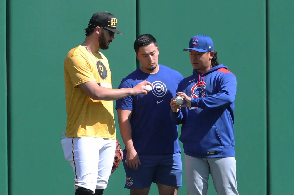 【画像・写真】今永昇太が怪物スキーンズと“投球談義”昨年は速球握り教わった直後に7回ノーヒットの快投