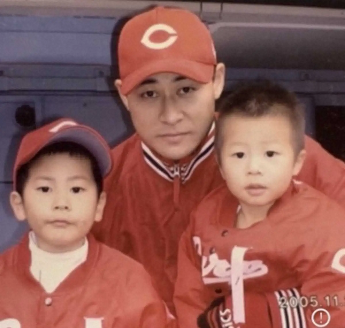 【画像・写真】父・前田智徳と慶大・晃宏の幼少期（右）