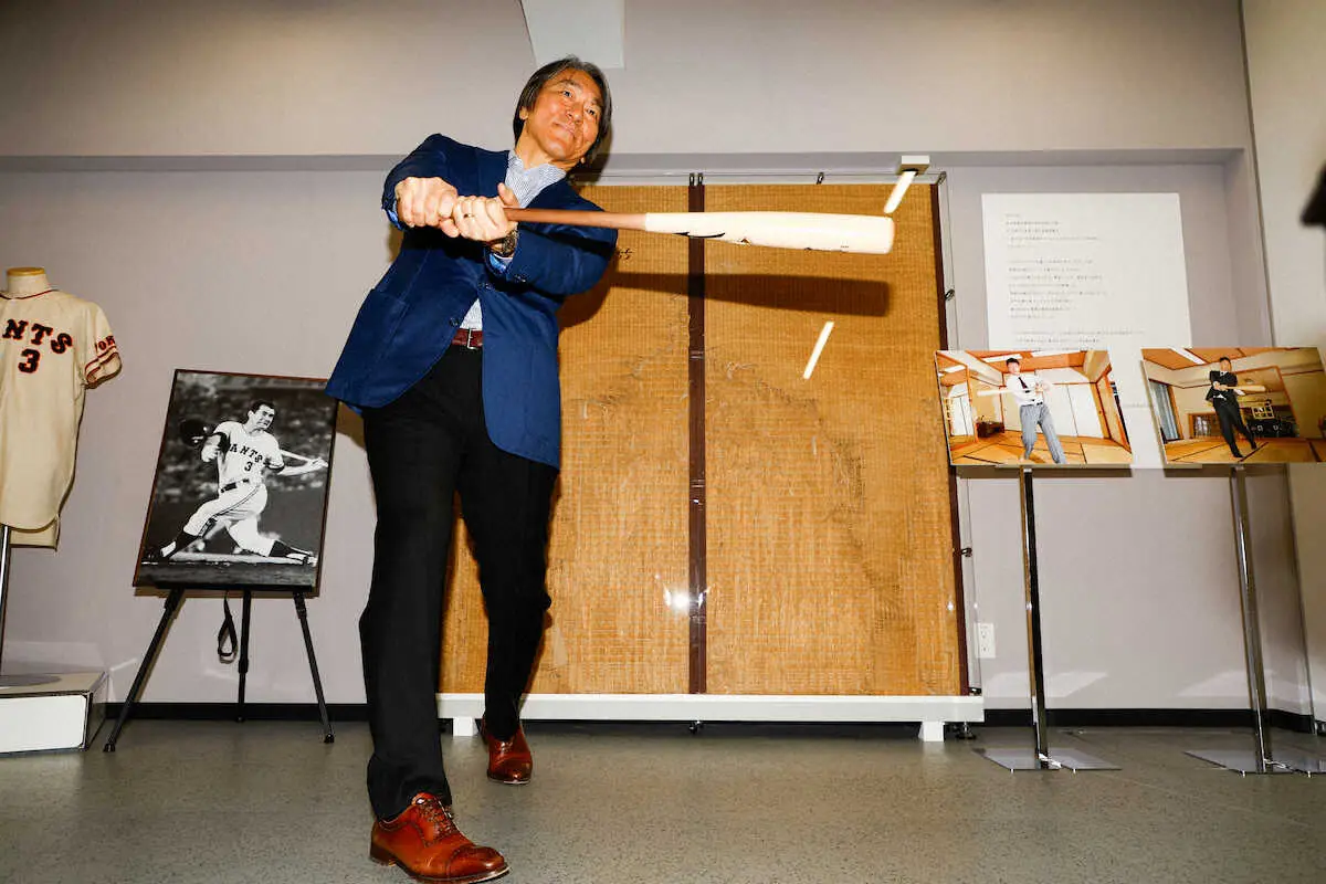 【画像・写真】松井秀喜氏　2軍新球場で「松井畳」と再会　左肘負傷の岡本には「心配。代わりがいない選手」