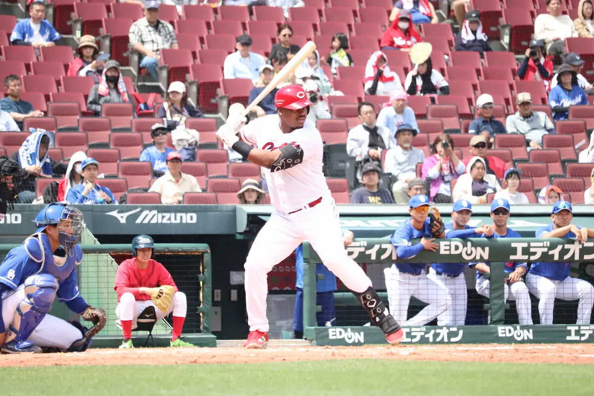 【画像・写真】ウエスタン・リーグ中日戦で実戦復帰したモンテロ