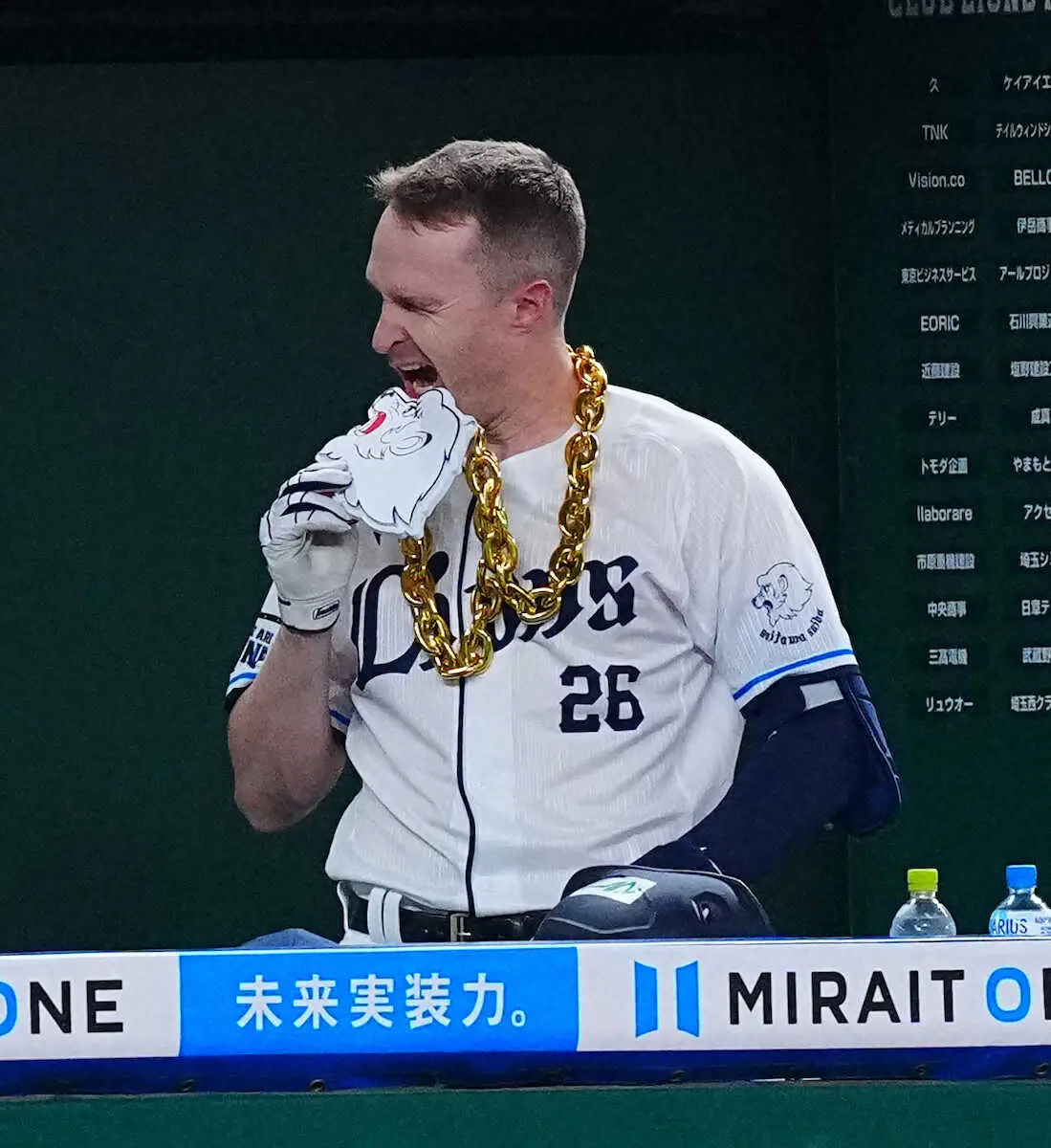 【画像・写真】パで1日3発満塁弾!　締めは西武・ネビン　元エンゼルス監督父譲りの「満塁男」が3連勝導いた