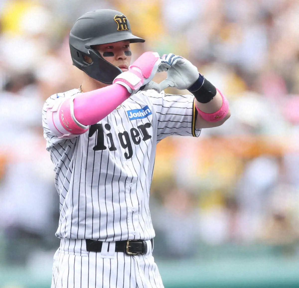 【画像・写真】阪神・佐藤輝　今年も母の日に適時打「お母さん、いつもありがとう！こういう日に打ててうれしい」