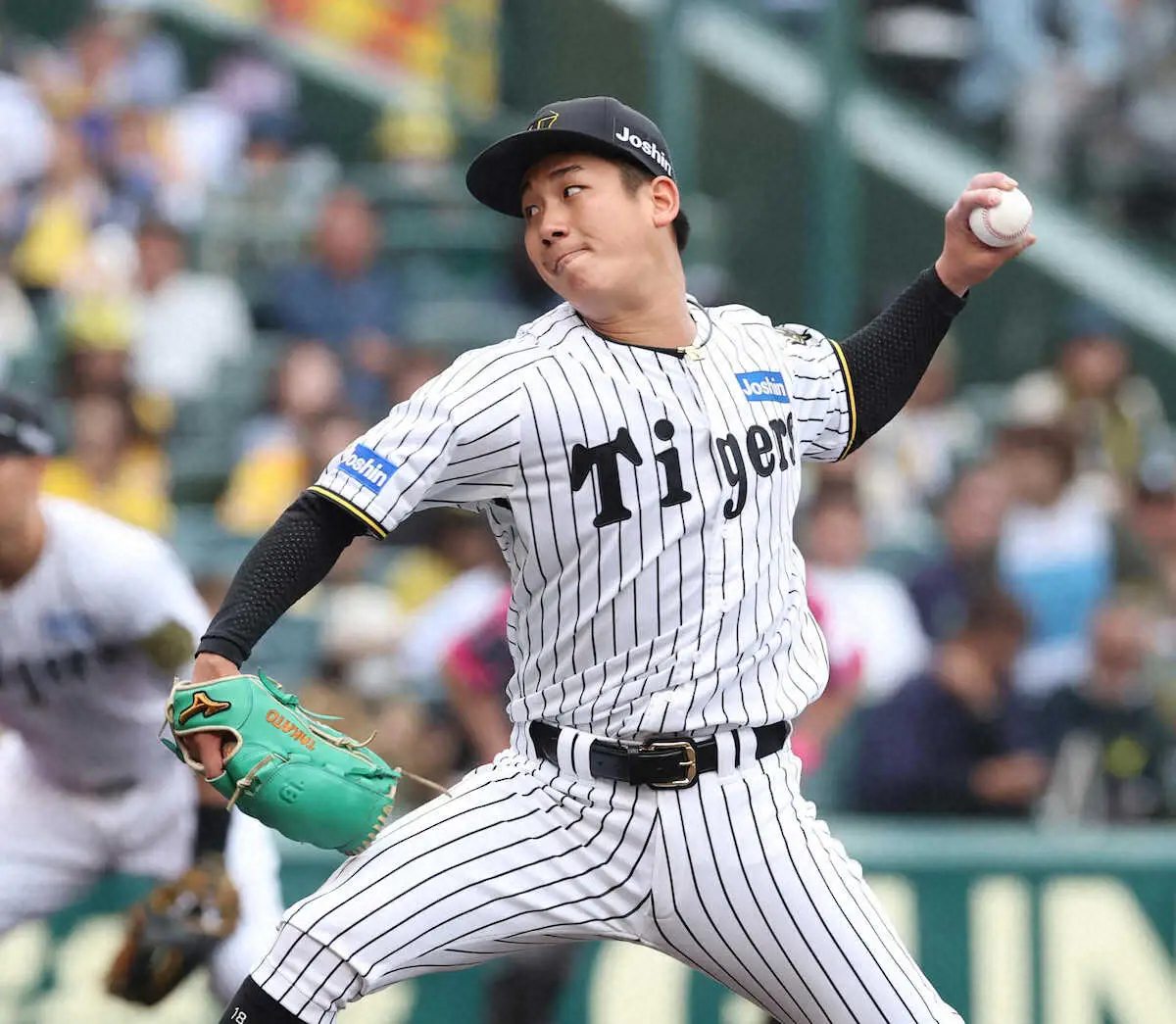 【画像・写真】阪神　伊原は5回2/3を投げ4安打無失点　2勝目の権利を持って交代