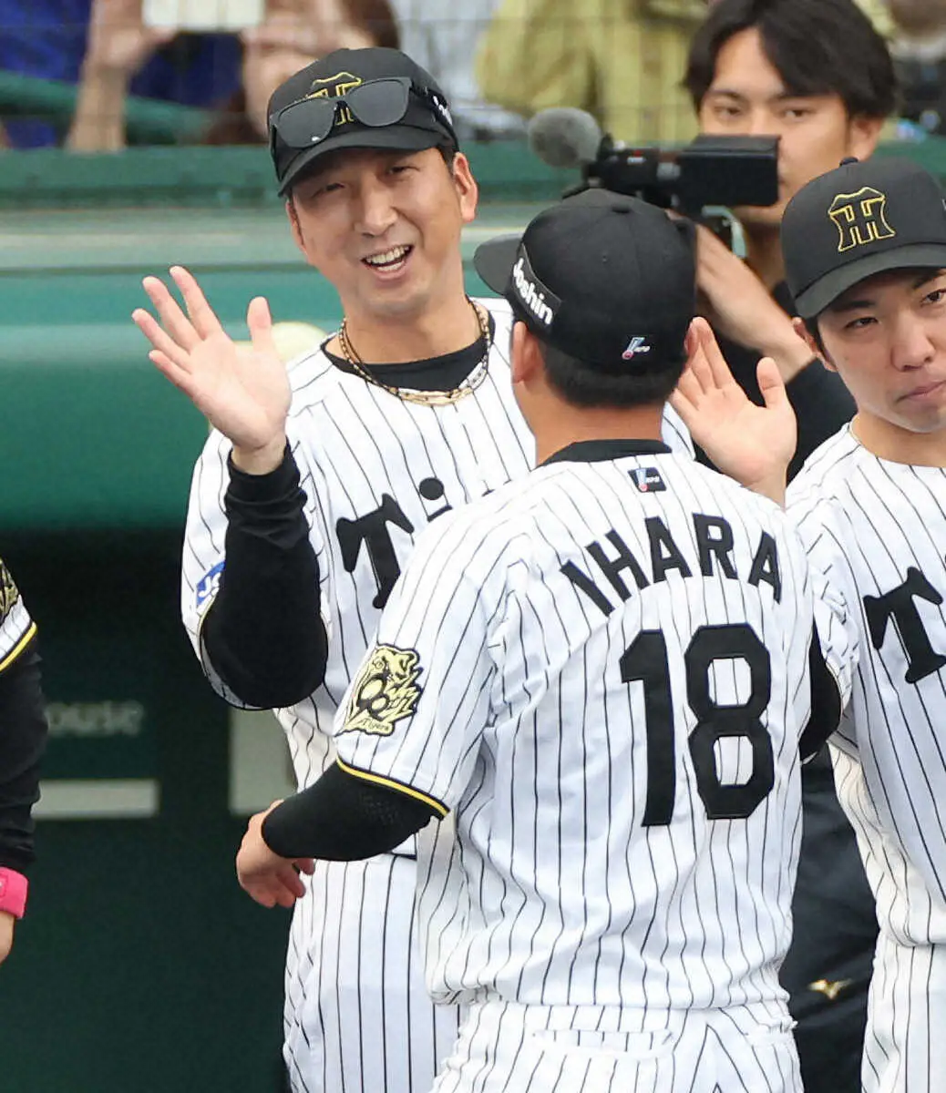 【画像・写真】阪神・藤川監督　伊原交代ズバリ「積極的に来ていて思っている球数よりも」　母の日勝利「私に関しては…」