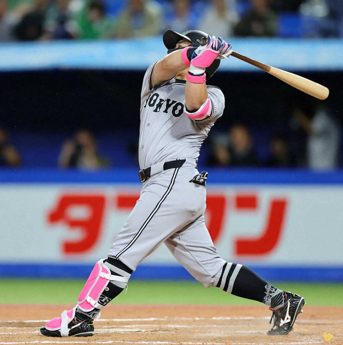 【画像・写真】巨人・浅野翔吾“8回の男”だ！母にささげるプロ初の2戦連発、今季2号は左翼スタンドへ