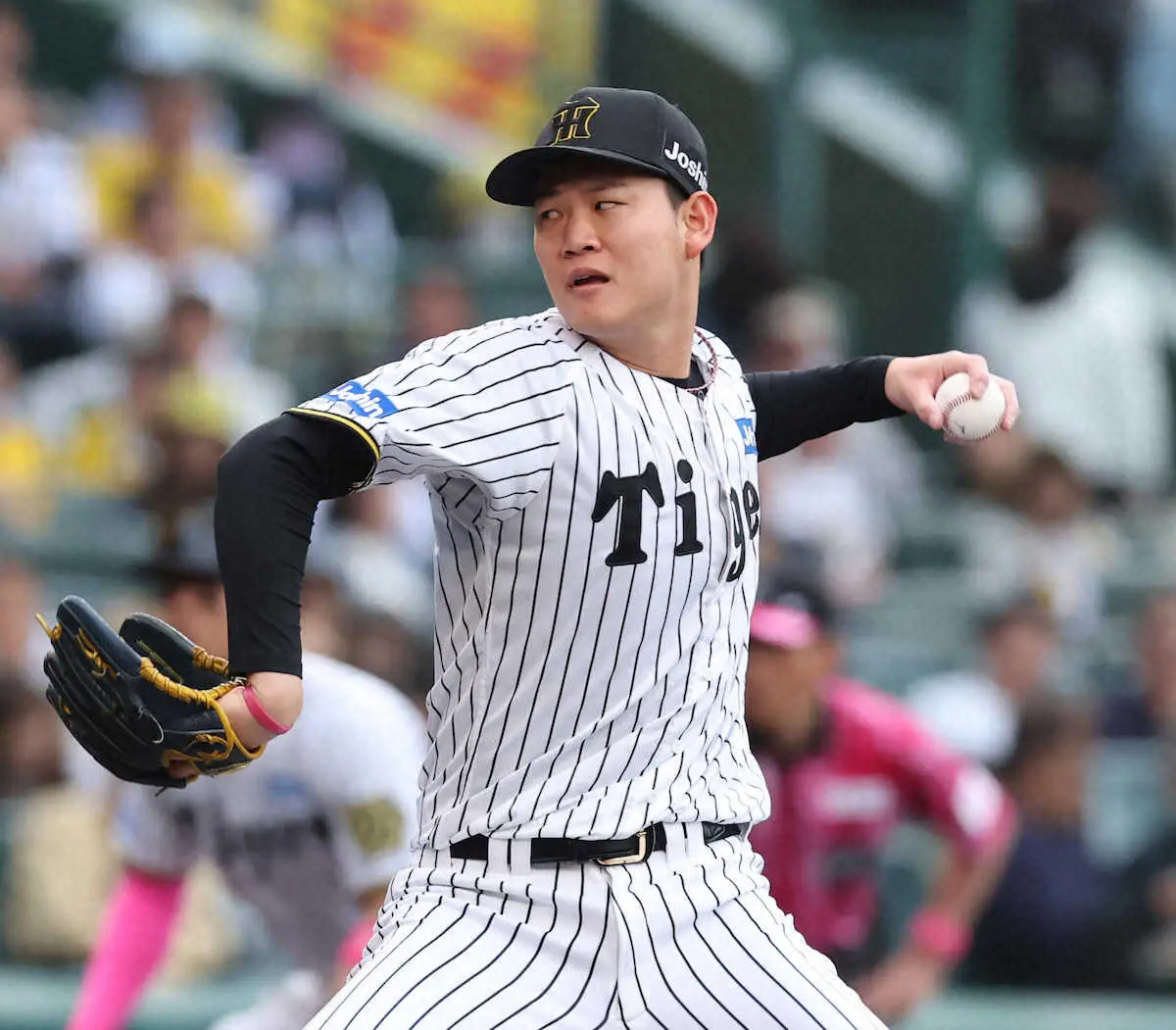 【画像・写真】＜神・中（7）＞　3番手で登板した及川（撮影・大森　寛明）