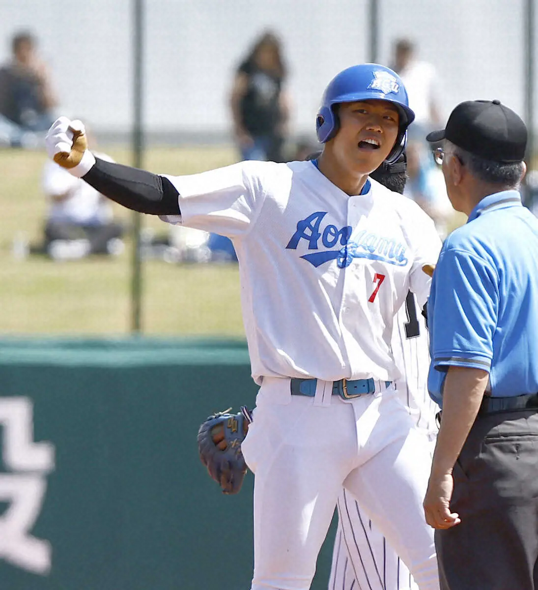 【画像・写真】青学大　5連覇に望み！亜大Vに“待った”　元巨人・矢野Jr・丈太朗がリーグ戦初安打