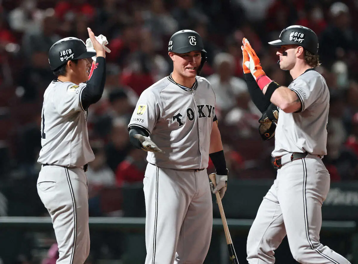 【画像・写真】巨人のリチャード「昨日と今日で結構、激動だったと思います」移籍即スタメンで1号含む4打数2安打1打点