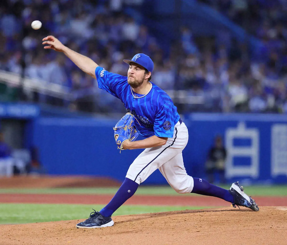 【画像・写真】DeNA先発・バウアー6回6失点　内山、山田に一発を浴び「逆転してくれたチームメートに感謝しかない」