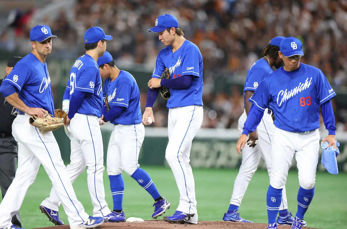 【画像・写真】中日・高橋宏が7回1失点ながら5敗目　自らの失策が痛恨失点…「完全に僕のミス」チームは東京D9連敗